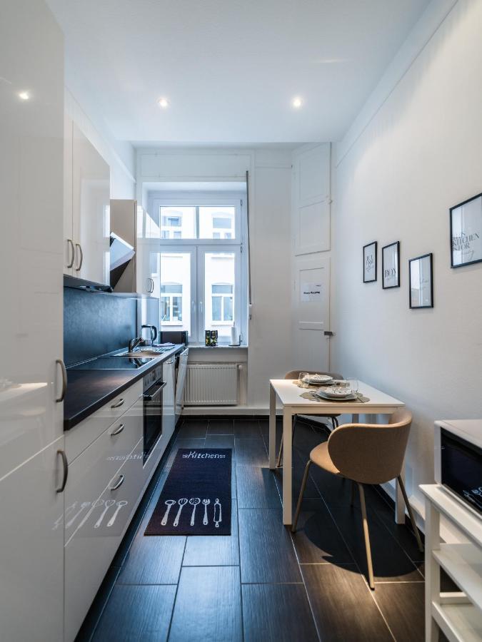 Hochwertige Altbauwohnung Im Modernen Stil In Wiesbaden - Kueche - Terrasse - Wlan - Zentral Dış mekan fotoğraf