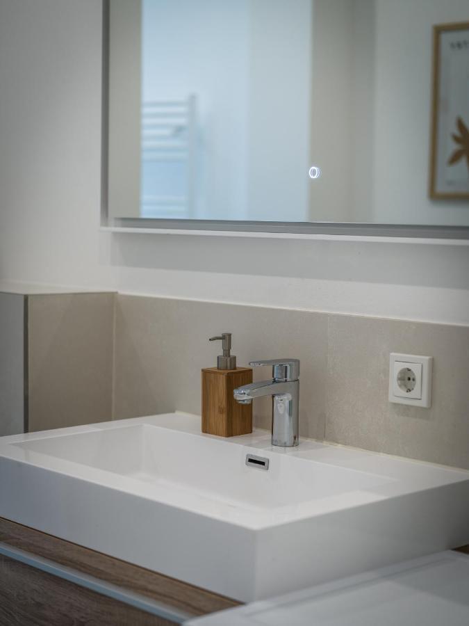 Hochwertige Altbauwohnung Im Modernen Stil In Wiesbaden - Kueche - Terrasse - Wlan - Zentral Dış mekan fotoğraf